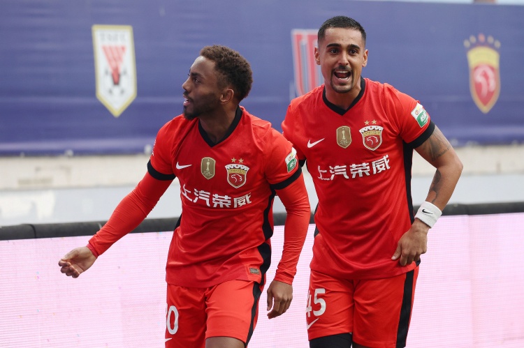 索莱尔：在我共事过的球员里，姆巴佩和梅西、内马尔都是最顶级的